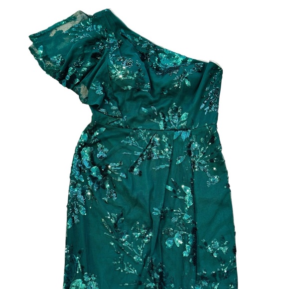 MARCHESA NOTTE BRIDESMAID**Green Floral Sequined One-Shoulder Dress**US 6 - Picture 2 of 4